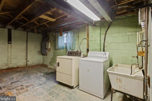 1809 Florin St, Silver Spring MD 20902-3838 exterior