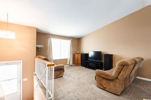 7208 Christalee Ct, Taylorsville, UT 84084-7415