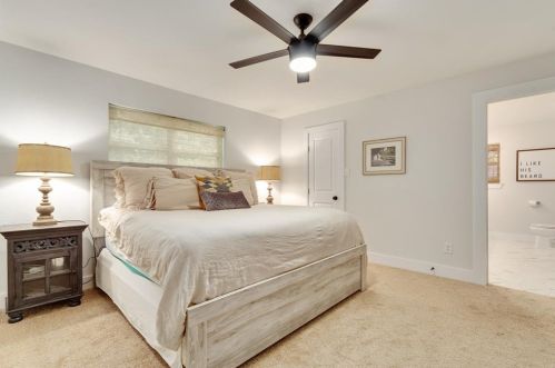 3813 Kelvin Ave, Fort Worth TX  76133-2947 exterior