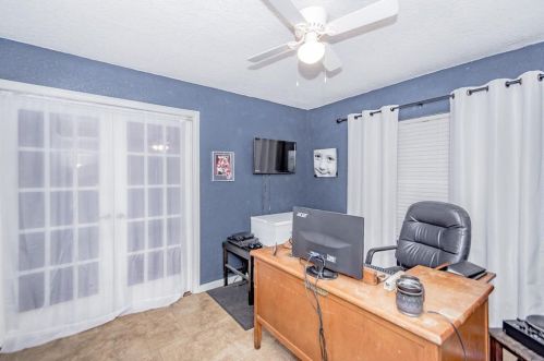 1105 Nottingham Dr, Angleton TX 77515-3518 exterior