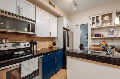 929 Auburnview Dr, Cincinnati OH  45206-2582 exterior