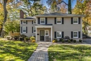 11 Drum Hill Dr, Summit, NJ 07901-3106