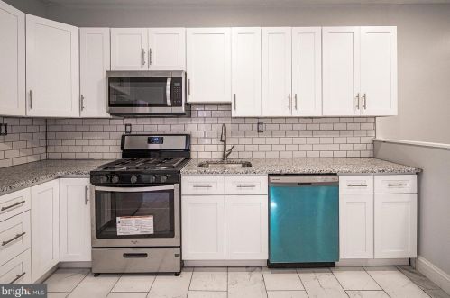 2440 16 St, Philadelphia PA  19132-4438 exterior