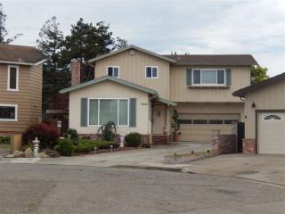 927 Fountain St, Alameda, CA 94501-6312