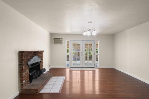 1700 Couchman Ln, Modesto, CA 95355-1540