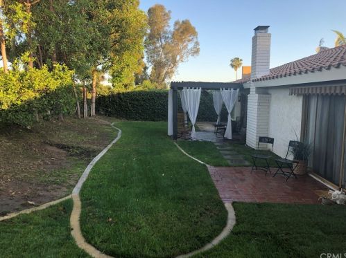 6807 Rycroft Dr, Riverside CA  92506-5352 exterior