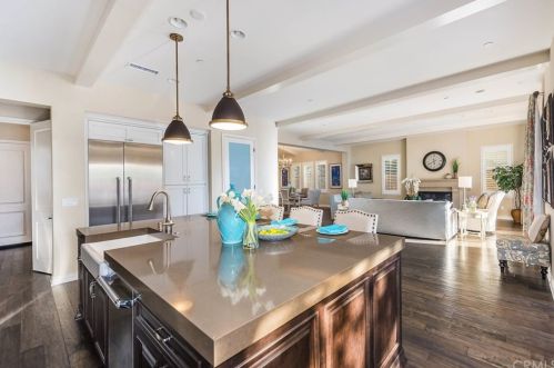 18 Shadybend, Irvine CA  92602-0844 exterior