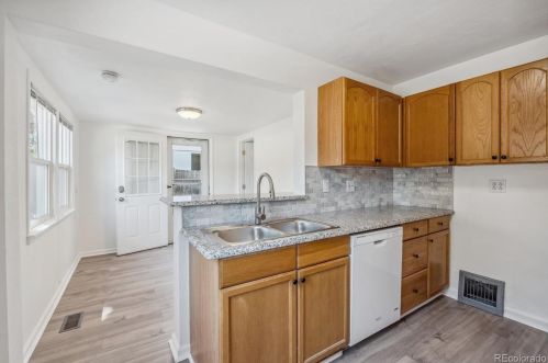 1645 6 Ave, Greeley CO 80631-5811 exterior