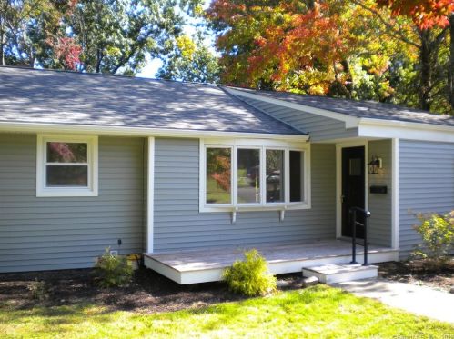 17 Gulley Dr, Wapping, CT 06074-2316