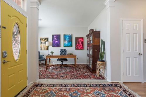 6952 Canyon Springs Rd, Fort Worth, TX 76132-3079