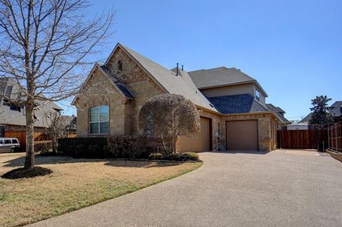 7712 Shadow Wood Dr, Fort Worth, TX 76182-8791