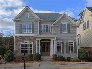 963 Manor Parc Dr, Decatur, GA 30033-4063
