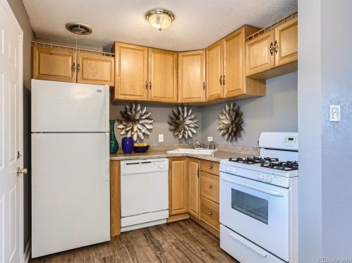 1525 Xenia St, Denver, CO 80220-2237