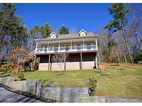 314 Cherokee Cir, Erwin, TN 37650-7943