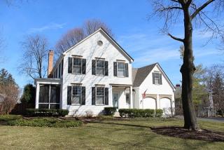 200 Lincoln Ave, Green Oaks, IL 60048-2813