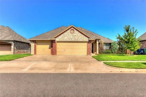 17404 Golden Hawk Ln, Edmond, OK 73012-7053