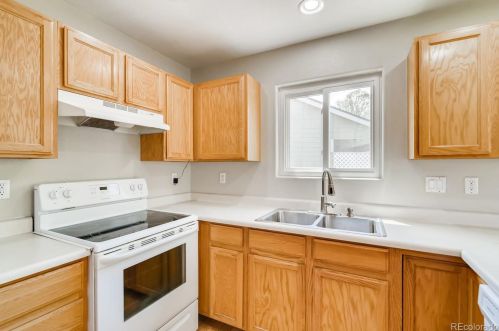 306 Hemlock Dr, Fort Collins CO  80550-5708 exterior