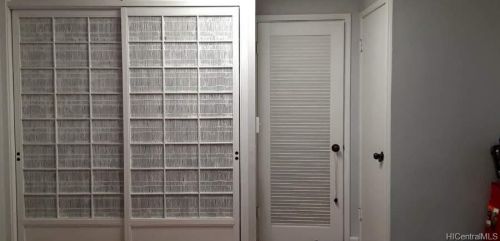 1720 Ala Moana Blvd, Honolulu HI  96815-1302 exterior