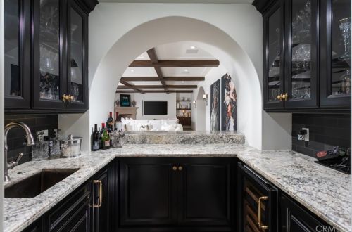 20 Black Falcon, Irvine CA  92603-0420 exterior