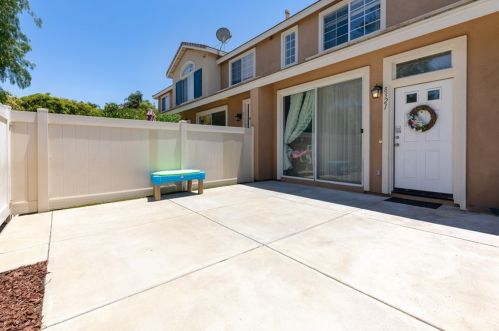 8321 Truckee Way, Anaheim, CA 92808-2372