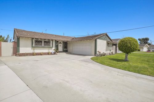 2955 Academy Ave, Anaheim, CA 92804-2038