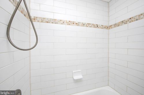 299 Maple Ave, Haddonfield NJ 08033-1436 exterior