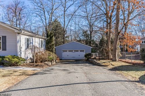 98 Shawnee Trl, Wharton, NJ 07885-2920