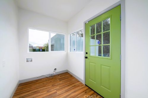 5743 Magnolia Ave, Riverside CA  92506-1824 exterior