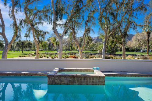 71151 Country Club Dr, Rancho Mirage, CA 92270-3533