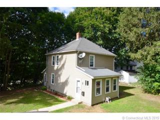 427 School St, Putnam, CT 06260-1349