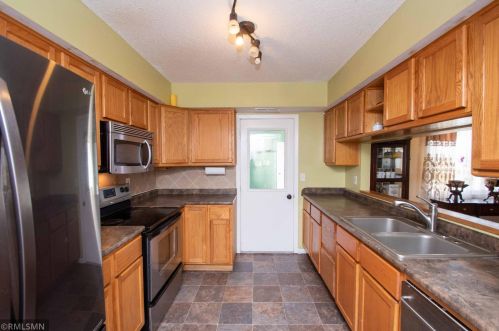 15862 Griffon Path, Saint Paul MN  55124-6659 exterior