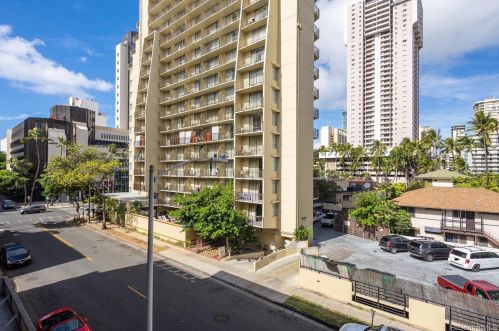 417 Nohonani St, Honolulu HI 96815-5545 exterior