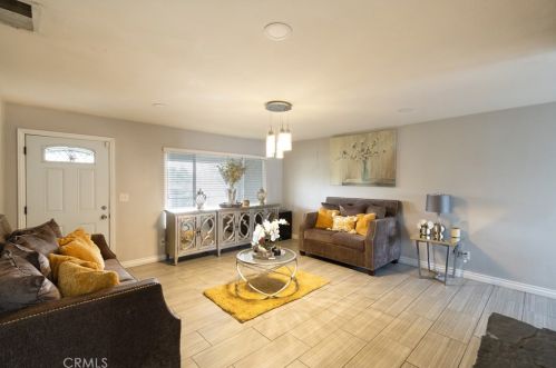 3911 Dalley Way, Riverside CA  92509-2707 exterior