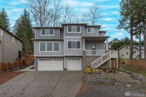 18914 82 Ave, Bothell WA  98028-2814 exterior