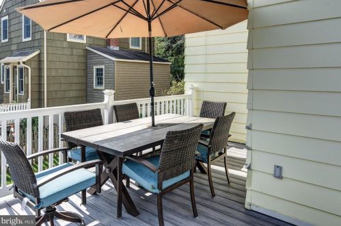 405 Avondale Ave, Haddonfield NJ 08033-2809 exterior