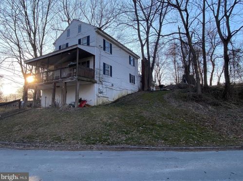 347 Stricklers School Rd, York, PA 17406-8132