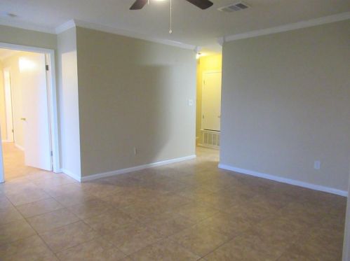 3006 2nd St, Austin, TX 78702-4844