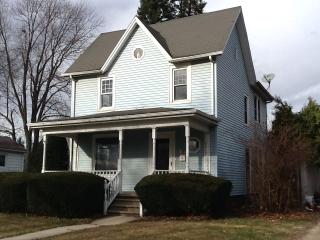 708 Meriden St, Mendota, IL 61342-1149