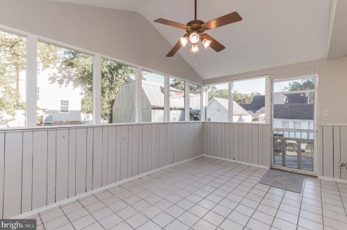 1219 Spruce Ave, Shady Side MD 20764-9562 exterior