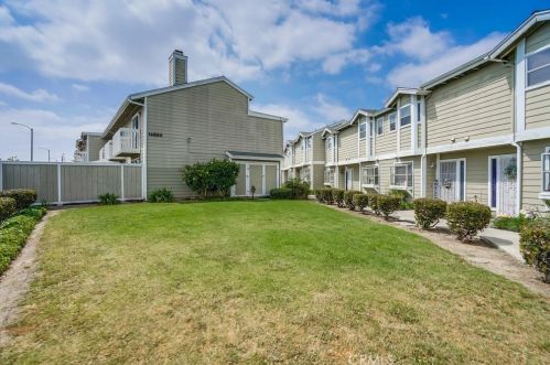 14861 Mulberry Dr, Whittier CA  90604-1563 exterior