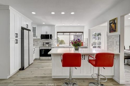 4272 Bridgeway St, Irvine CA  92604-2247 exterior
