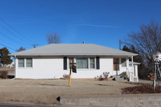 233 19th St, Ames, KS 66901-5323