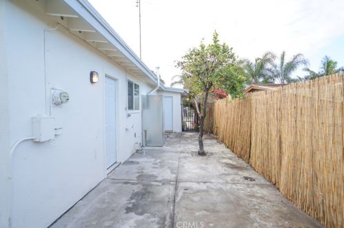 1513 Raymar St, Santa Ana CA  92703-4616 exterior