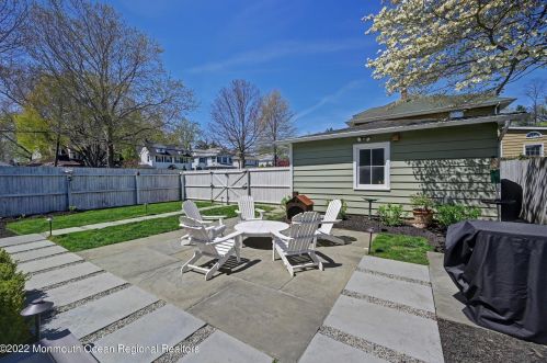 197 Hudson Ave, Tinton Falls NJ 07701-2140 exterior