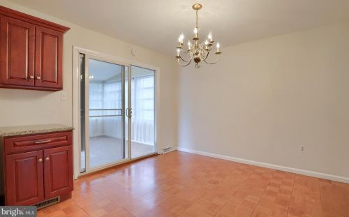 2860 Southwick Dr, Lancaster PA  17601-3549 exterior