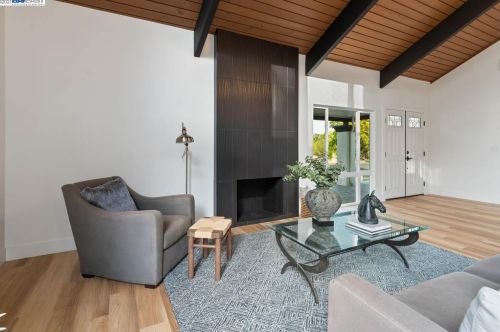 1889 Morello Ave, Concord CA  94523-1718 exterior