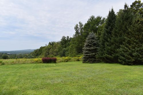 39 Indian Heights Dr, Saint Albans, ME 04971-7106