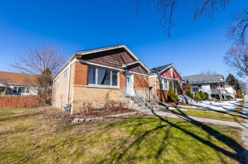 4224 Scoville Ave, Forest View, IL 60402-4430