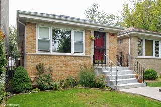 3756 Whipple St, Chicago, IL 60618-4527
