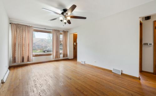 5144 Nagle Ave, Chicago, IL 60638-1337